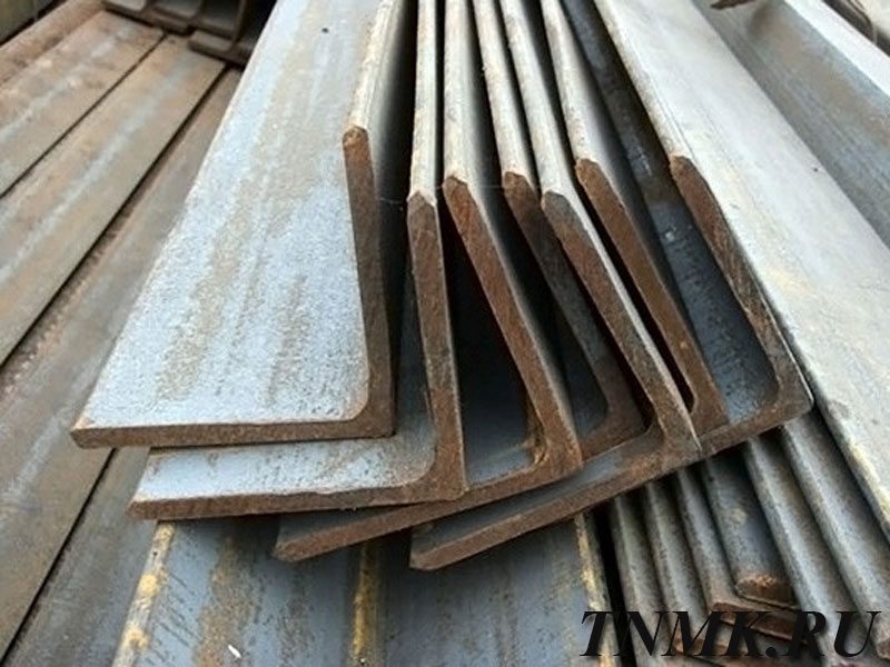 Уголок стальной равнополочный 100х100х8 мм С235 ГОСТ 8509-93 купить в Тюмени
